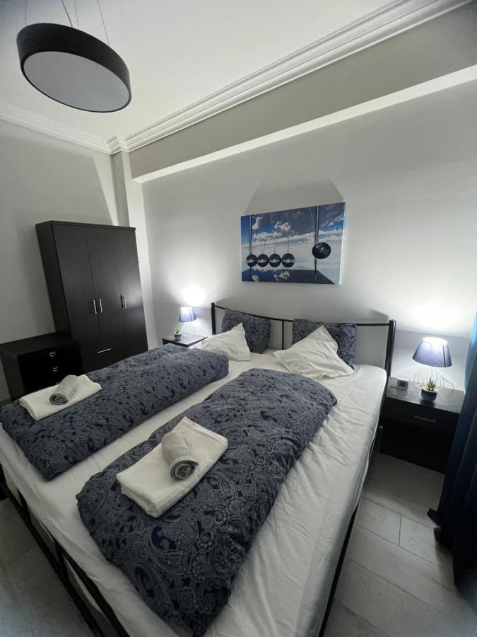 Serres City Center Modern Apartment Екстериор снимка