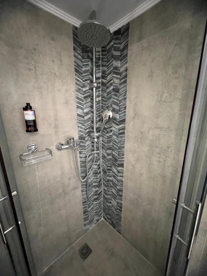 Serres City Center Modern Apartment Екстериор снимка